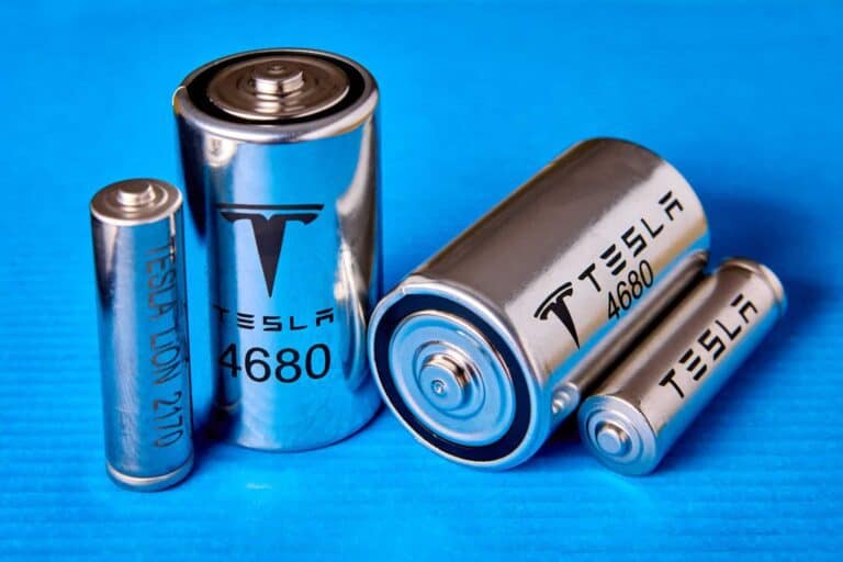 Tesla 4680 battery type